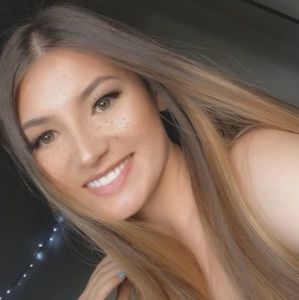 Meet your Posher, Destiny